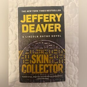 The Skin Collector by Jeffery Deaver. Like new, great condition.
